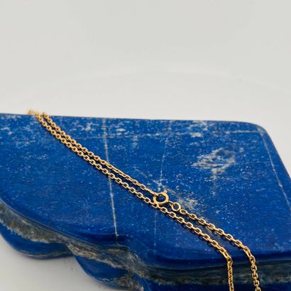 Chaine en or jaune 18K (750) à maille forçat....