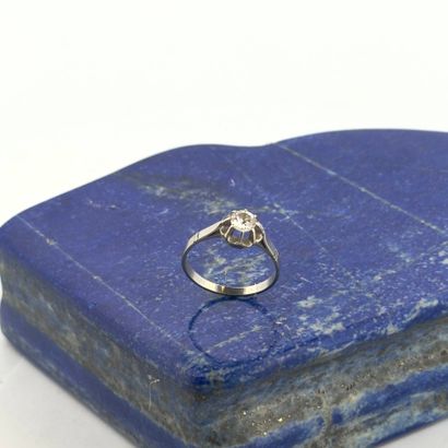 Solitaire en platine (850) serti d'un diamant...