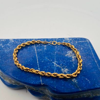 Débris de bracelet en or 9K (375) à maille...