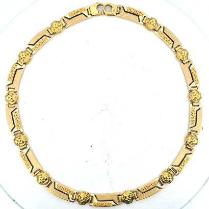 VERSACE
Demi-parure en or jaune (750) comprenant...