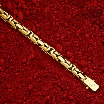 CHAUMET
Bracelet en or 18k (750e), composé...