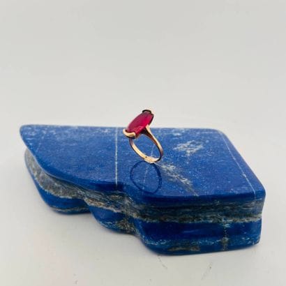 Bague en or jaune 18K (750) sertie d'une...