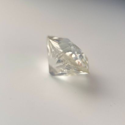 Diamant légèrement coussin de taille ancienne...