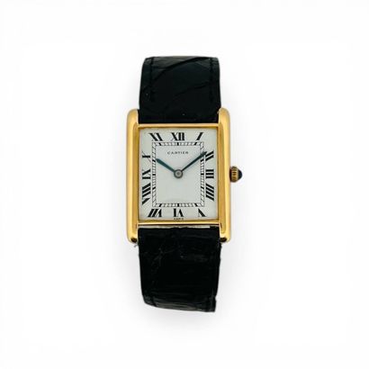 CARTIER TANK 
Montre-bracelet en or 18K (750...