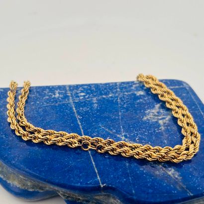 Collier en or jaune 14K (585) à maille corde....