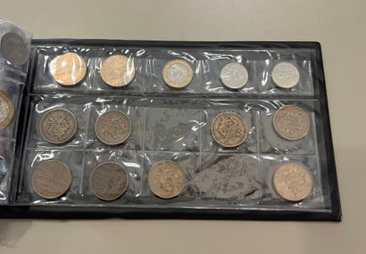 Classeur en argent et divers XXe siècle principalement...
