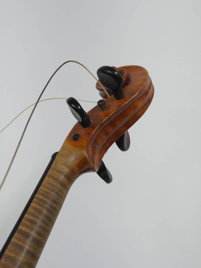 Violon 4/4 de fabrication française de Mirecourt...