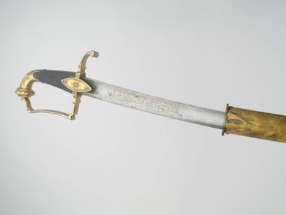 Luxueux sabre d’officier de cavalerie légère.
Monture...