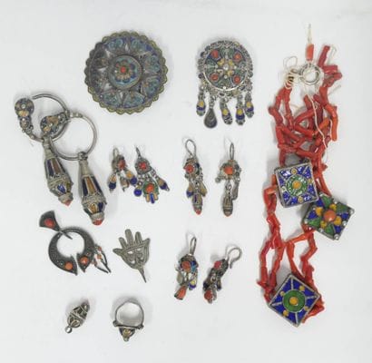 Ensemble de bijoux kabyles, Algérie, Benni...