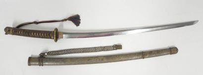 Sabre gunto 98 d'officier japonais.
Lame...