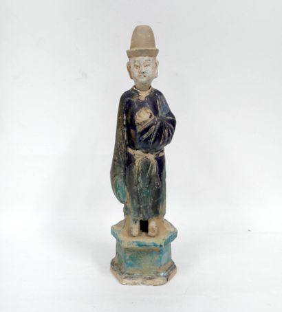 CHINE - Dynastie MING (1368 - 1644)
Statuette...