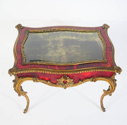 Petite vitrine à bijoux Napoléon III figurant...