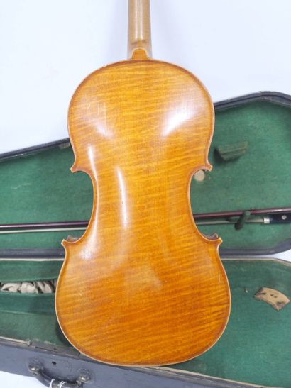 Violon 4/4 de fabrication française Mirecourt...
