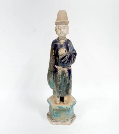 CHINE - Dynastie MING (1368 - 1644)
Statuette...