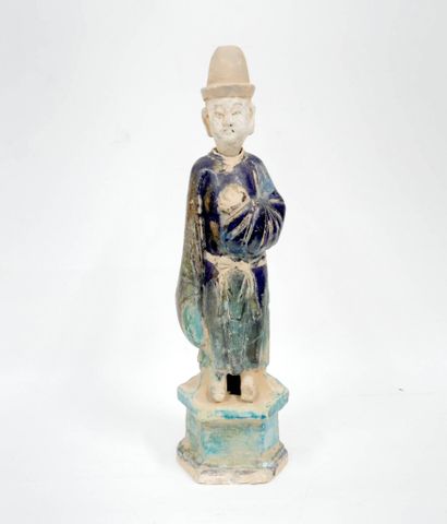 CHINE - Dynastie MING (1368 - 1644)
Statuette...