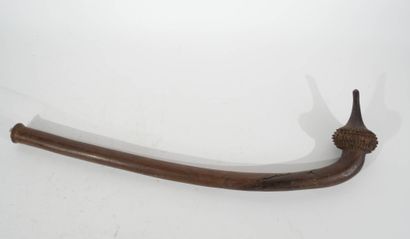 Massue des îles Fidji en bois dur sculpté
Extrémité...