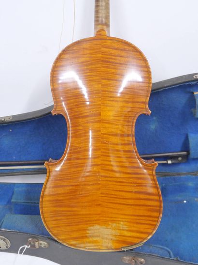 Violon 4/4 de fabrication française de Mirecourt...