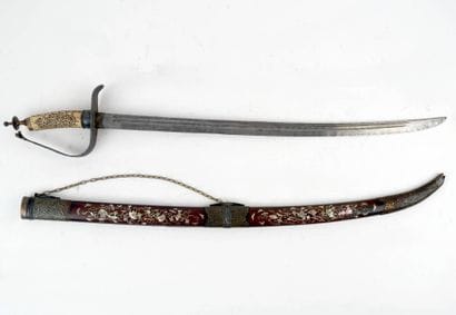 Vietnam, sabre d'apparat de dignitaire.
Monture...
