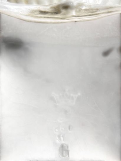 d'après Auguste MOREAU
Vase en porcelaine...