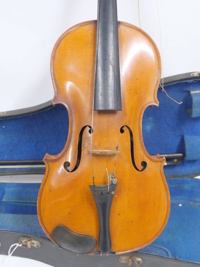 Violon 4/4 de fabrication française de Mirecourt...