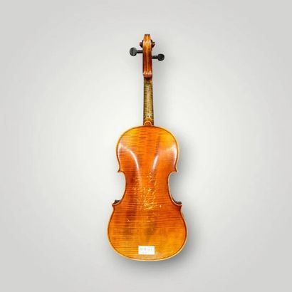 Violon 3/4 de Mirecourt, vers 1920-1930
Étiquette...