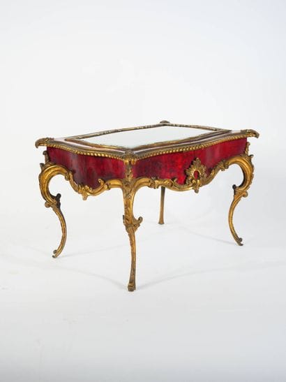 Petite vitrine à bijoux Napoléon III figurant...