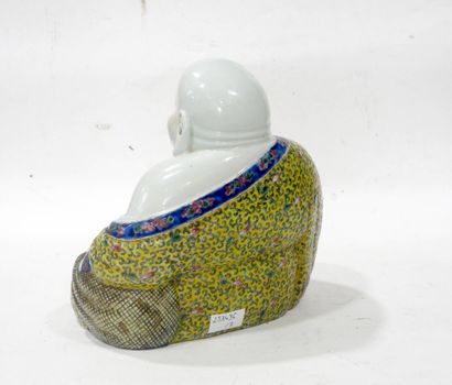 CHINE, XXe
Statuette de Budai en porcelaine...