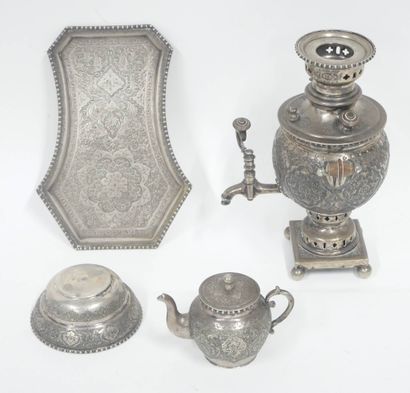 Petit service à samovar en argent, Iran,...