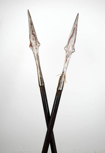 Ensemble de deux épieux de chasse.
Montés...