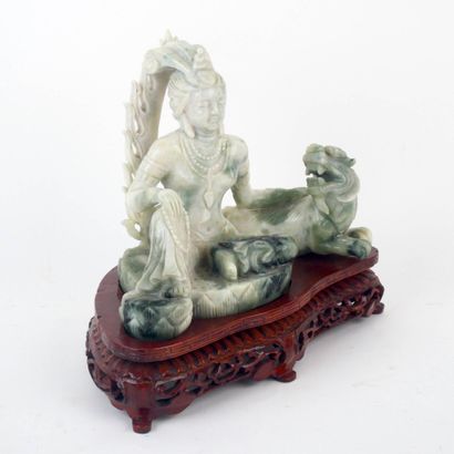 CHINE, travail moderne
Sculpture en pierre...