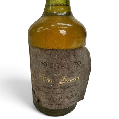 1 bouteille ARBOIS 