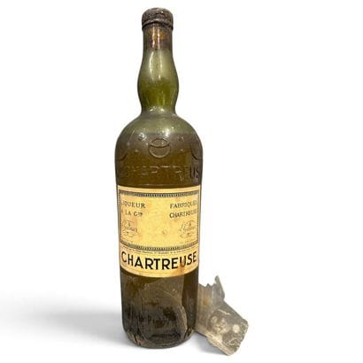 1 bouteille CHARTREUSE 1954 (et, caps cire...