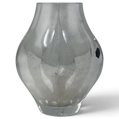 SAINT LOUIS
Baluster-shaped crystal vase,...