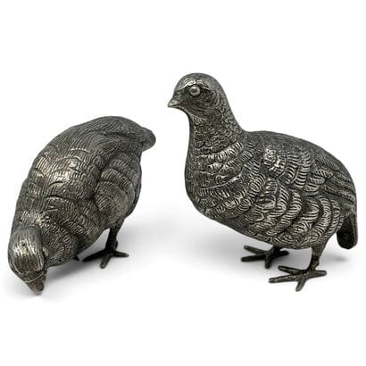 Hunting-themed table decoration
Two metal...