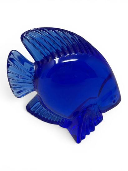 Daum
An exotic fish made of blue crystal,...