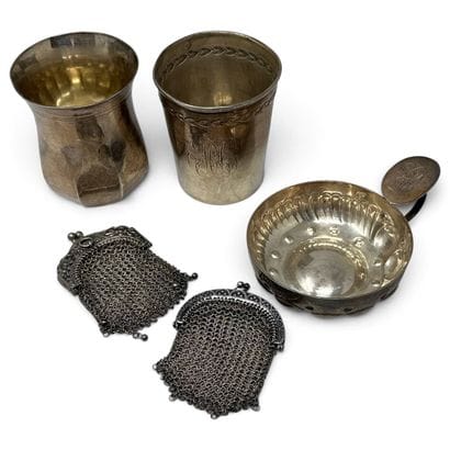 Set of 800 mil. and 950 mil. silver pieces:...