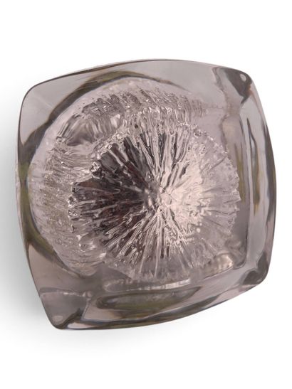 DAUM France 
Table lighter made of molded...