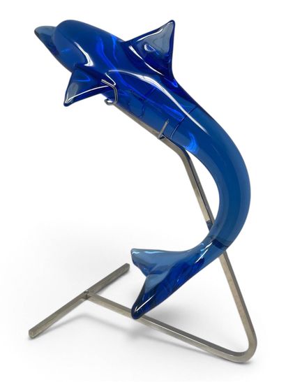 DAUM France
Large blue-tinted cast crystal...