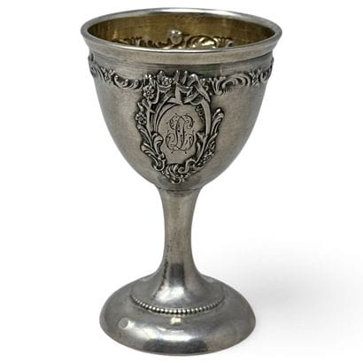 Henry GABERT
Silver (950) egg cup on a pedestal,...