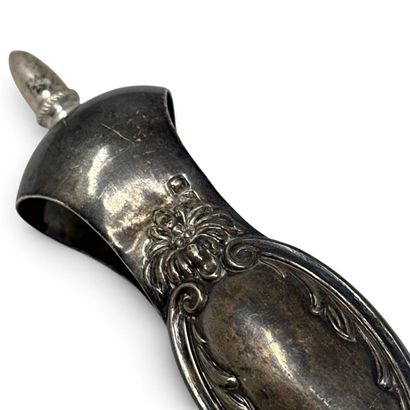 Silver sugar tongs. Minerva hallmark.

Weight:...
