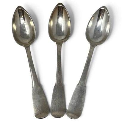 Set of 3 silver (950) dessert spoons, “Uniplat”...