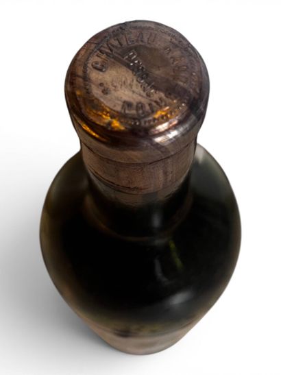 1 bottle of Château Haut-Brion 1948 - 1er...