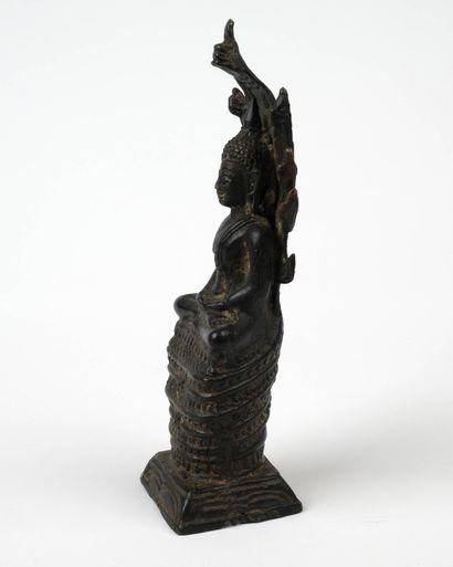 ASIE DU SUD-EST
Statuette de Bouddha en bronze...