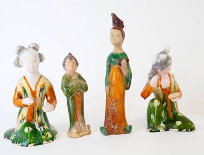CHINE - DANS LE STYLE TANG
Ensemble comprenant...