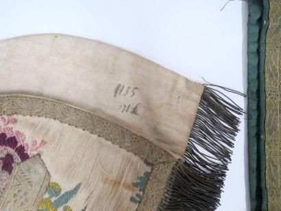 CATHOLICA 
Lot comprenant un revers de chasuble...
