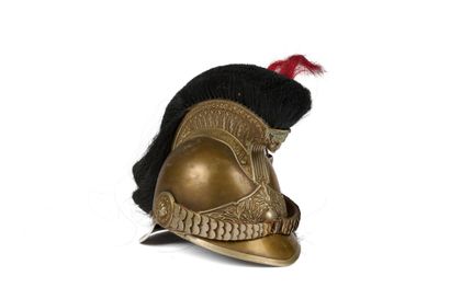 Casque de gendarme à cheval modèle 1912.
Bombe...