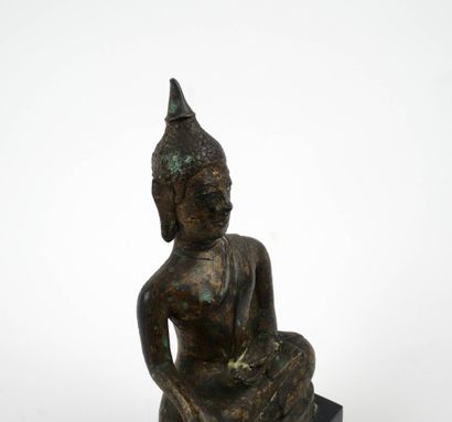 THAILANDE - XVIIe siècle
Statuette de bouddha...
