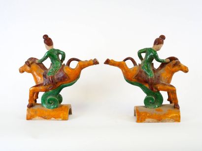CHINE - XIXe siècle, DANS LE STYLE MING
Paire...
