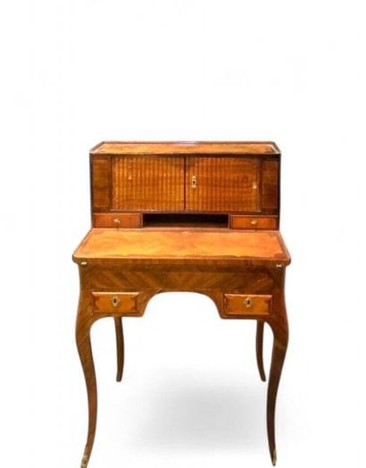 BUREAU BONHEUR DU JOUR en bois de placage...