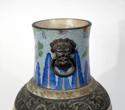 CHINE, Nankin Fin XIXe début XXe siècle 
Vase...